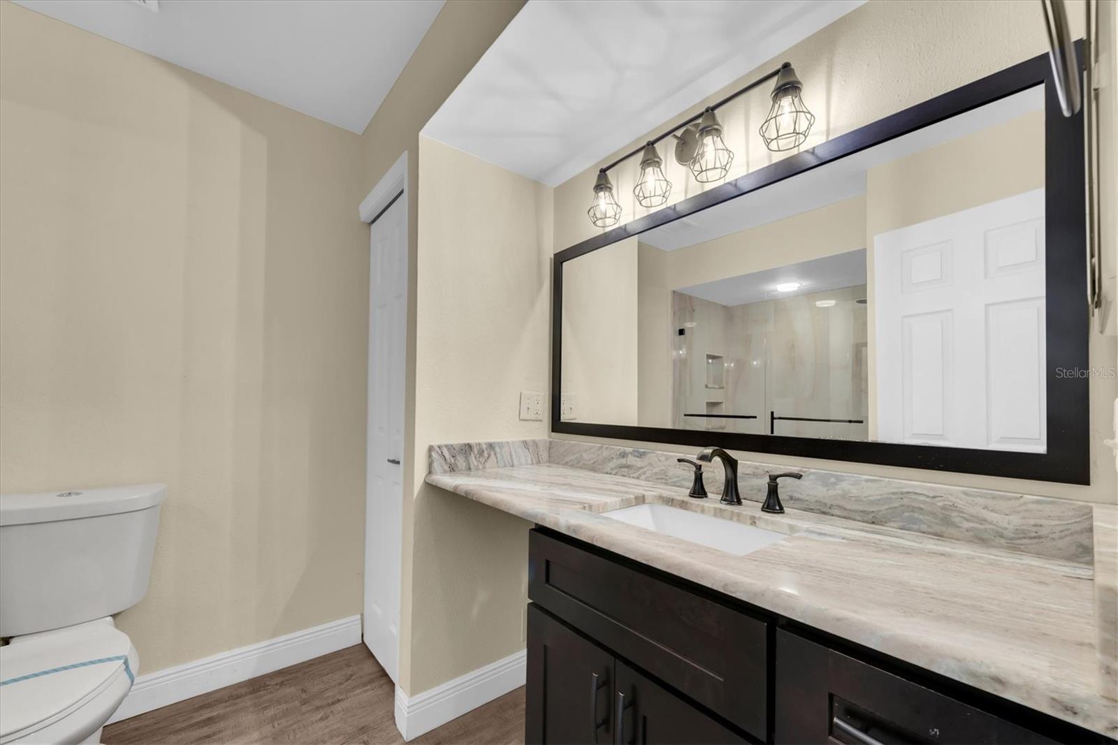 HIDDEN HARBOUR - Residential Lease