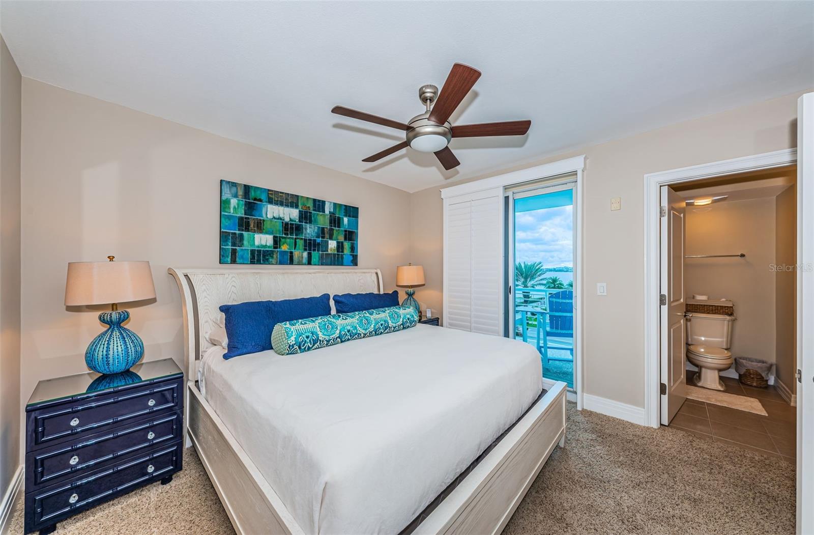 UTOPIA CONDO - Residential