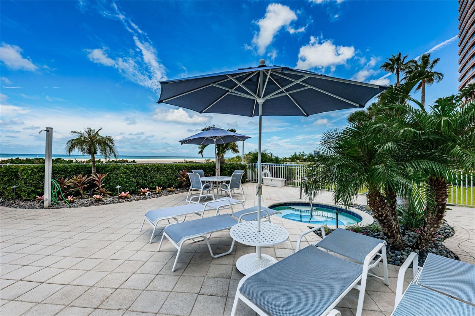 UTOPIA CONDO - Residential