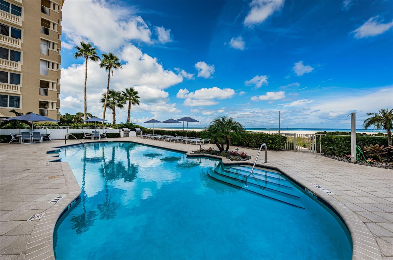 UTOPIA CONDO - Residential