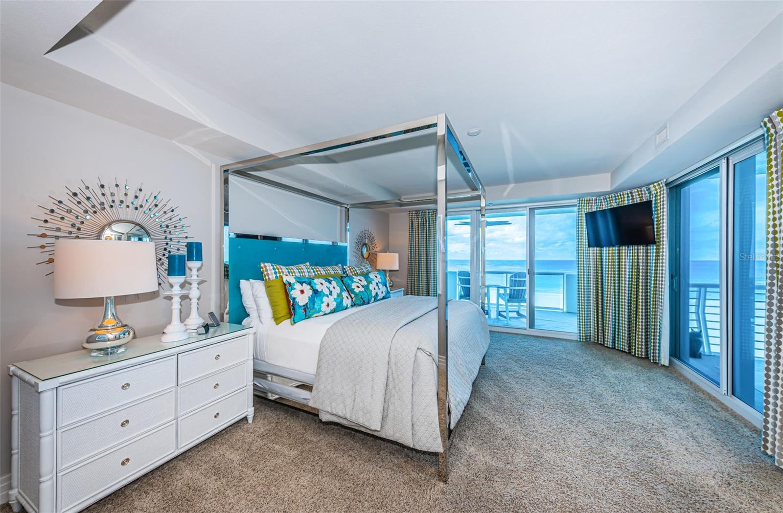 UTOPIA CONDO - Residential