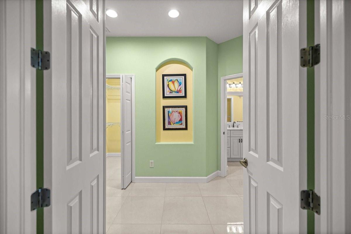 WOODSIDE - Residential