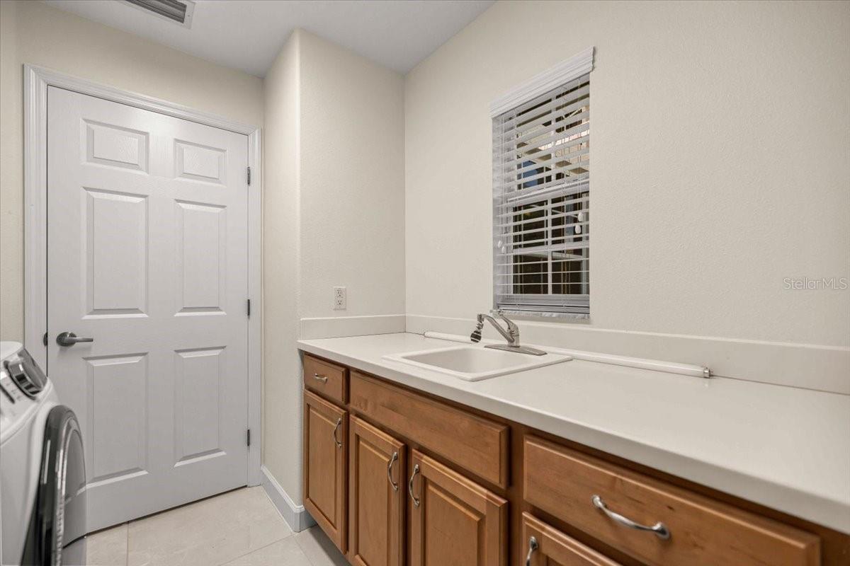 WOODSIDE - Residential