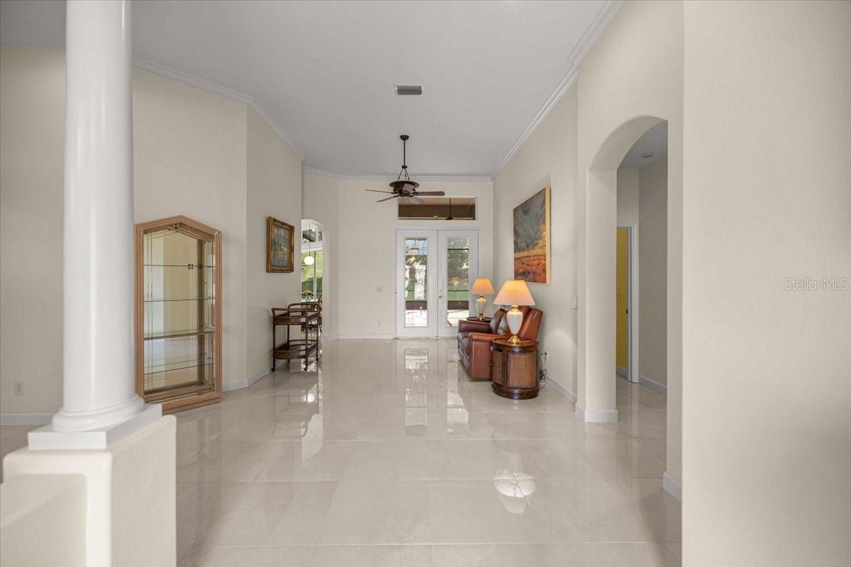 WOODSIDE - Residential