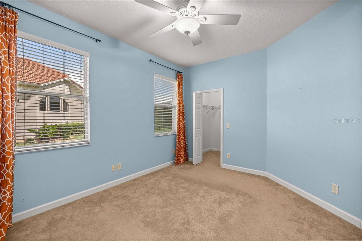 WOODSIDE - Residential