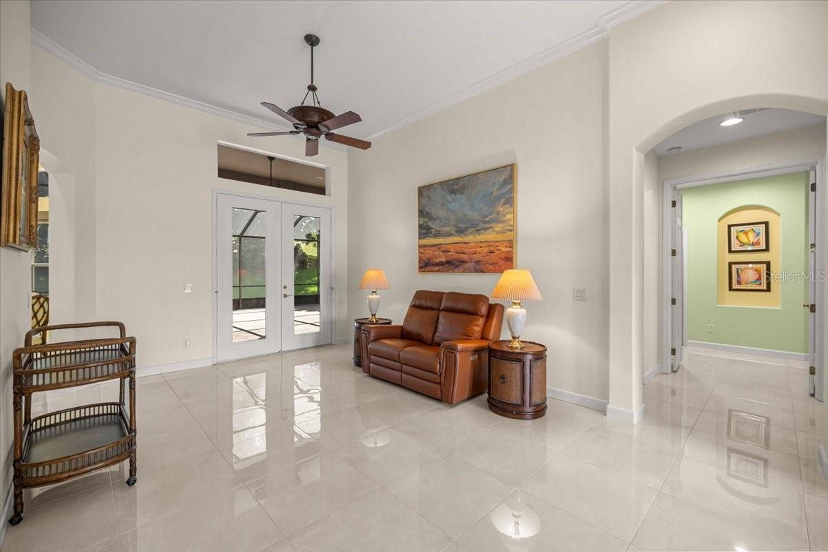WOODSIDE - Residential
