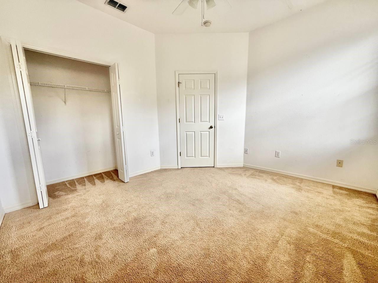 STONE RIDGE AT HIGHWOODS PRESE - Residential Lease
