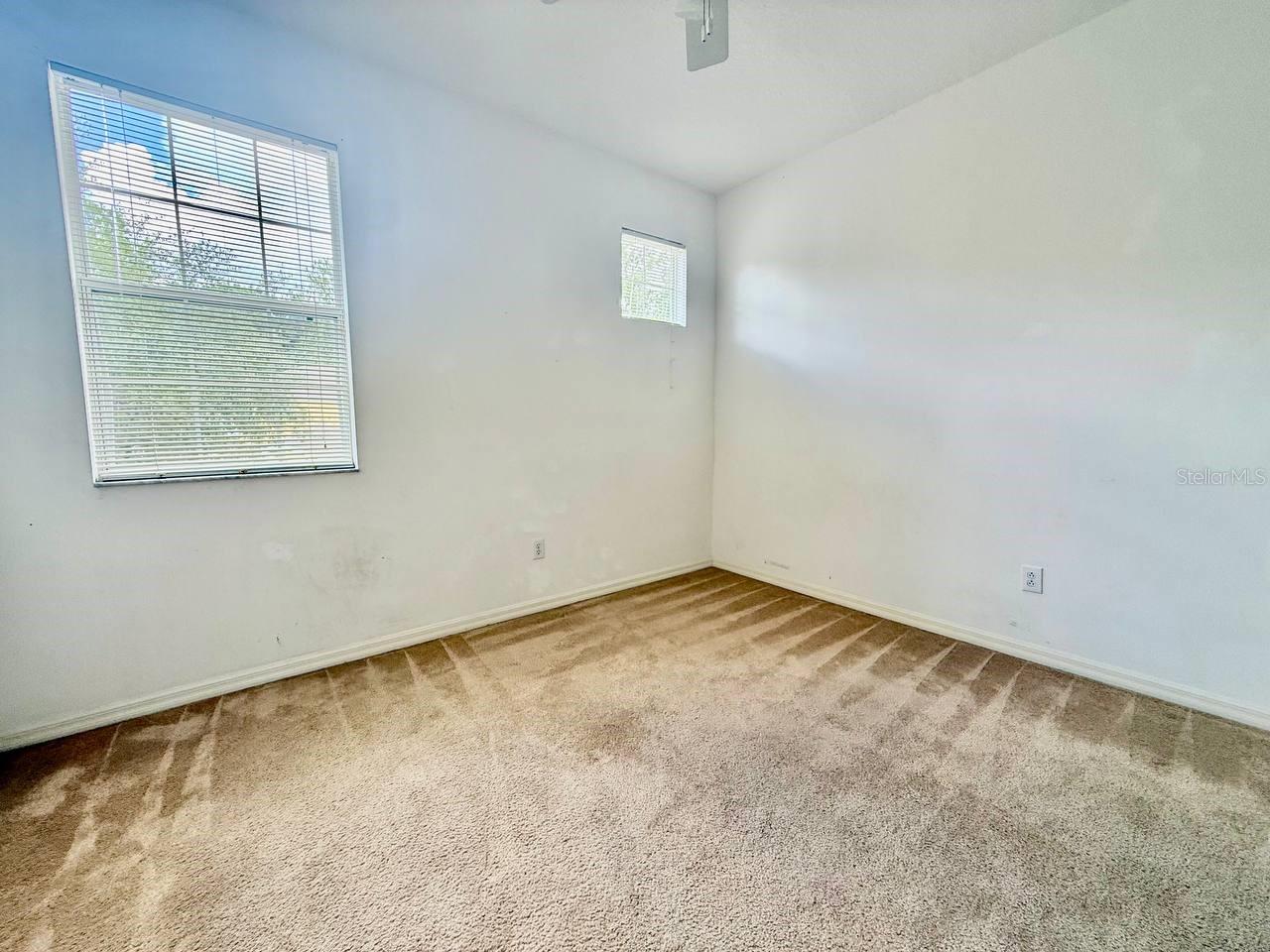 STONE RIDGE AT HIGHWOODS PRESE - Residential Lease