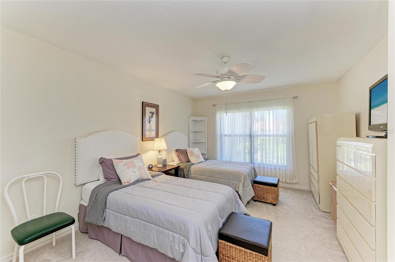 LAKESHORE VILLAGE - Residential