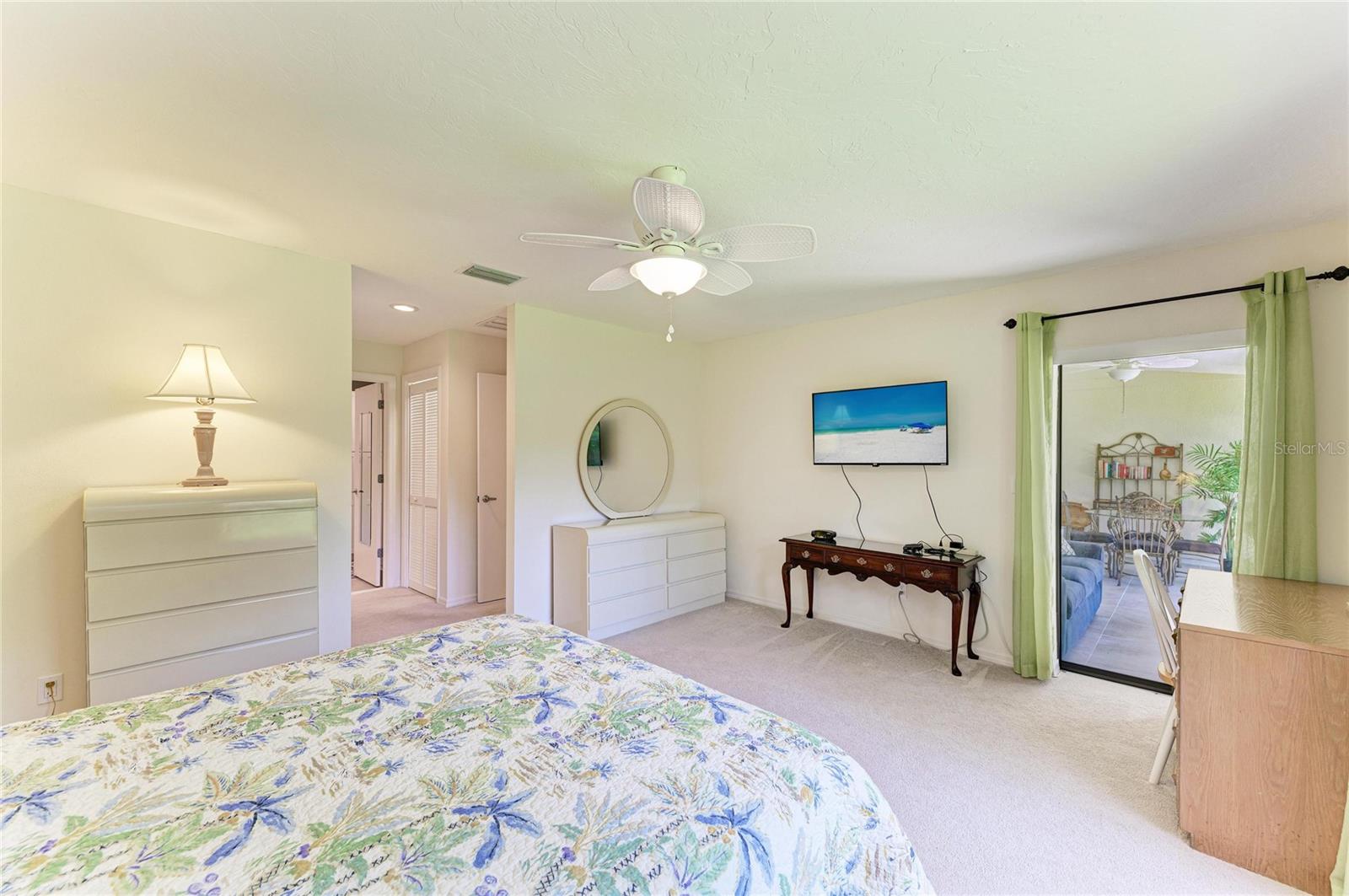 LAKESHORE VILLAGE - Residential