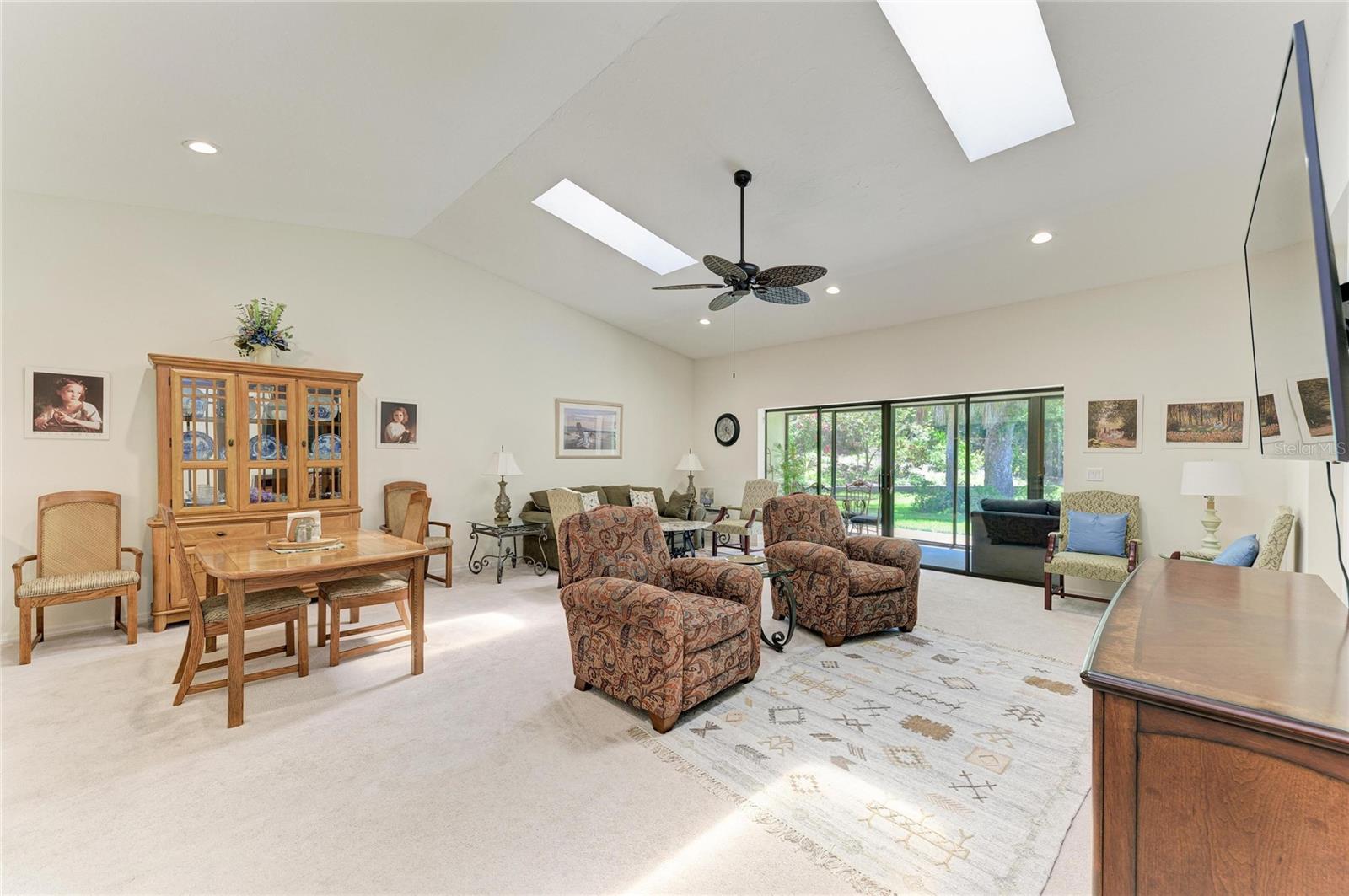 LAKESHORE VILLAGE - Residential