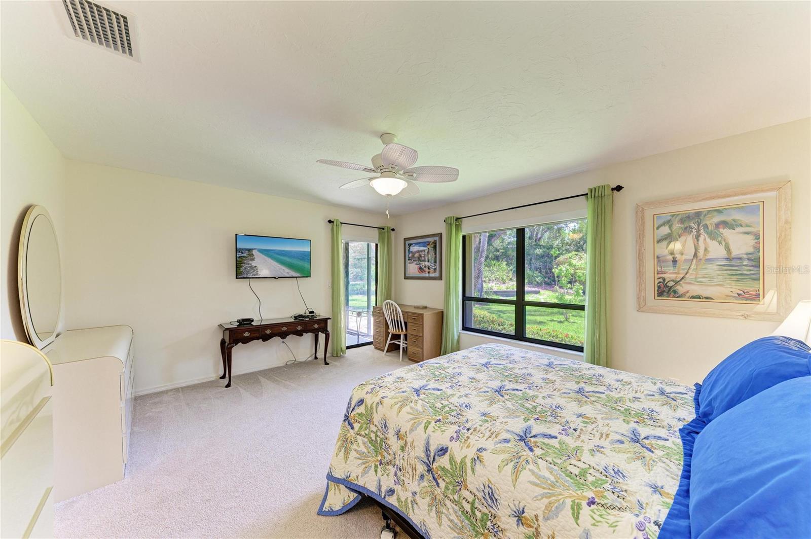 LAKESHORE VILLAGE - Residential