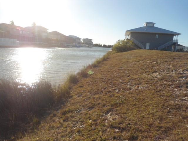 HERNANDO BEACH - Land