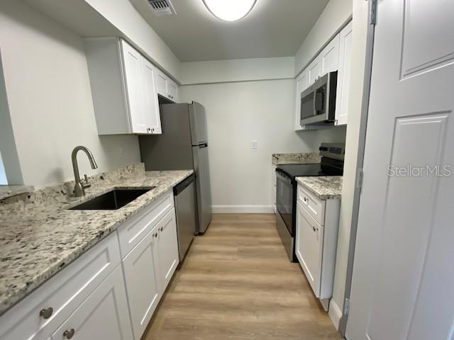 LA COSTA BRAVA CONDO 1 - Residential Lease