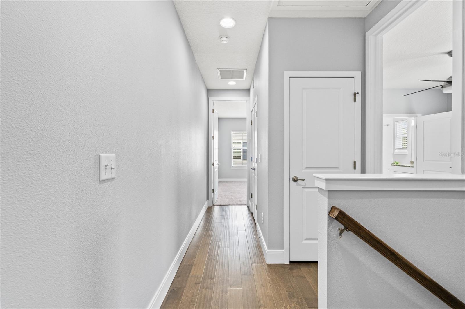 CAMELLIA SQUARE TWNHMS - Residential Lease