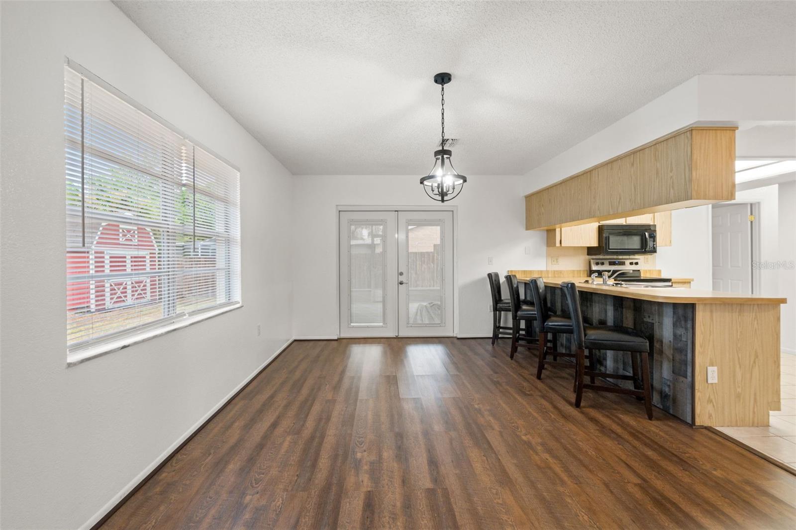 SPRING HILL - Residential