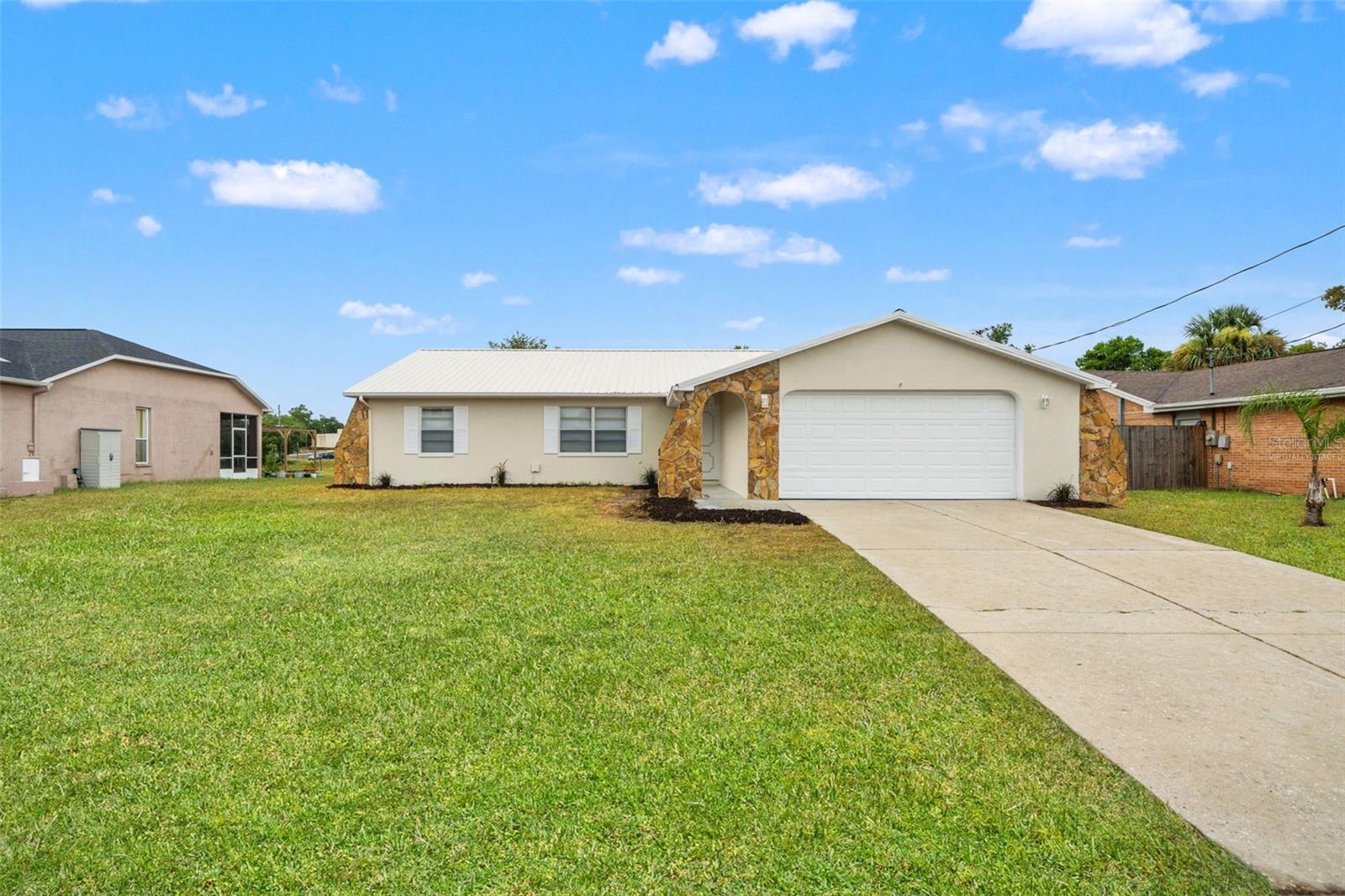 SPRING HILL - Residential