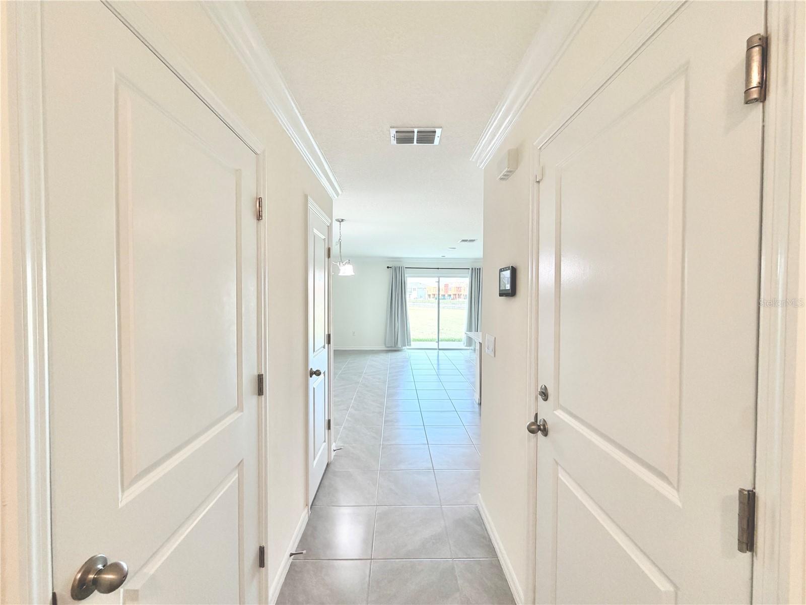 LAUREL COMMONS - Residential