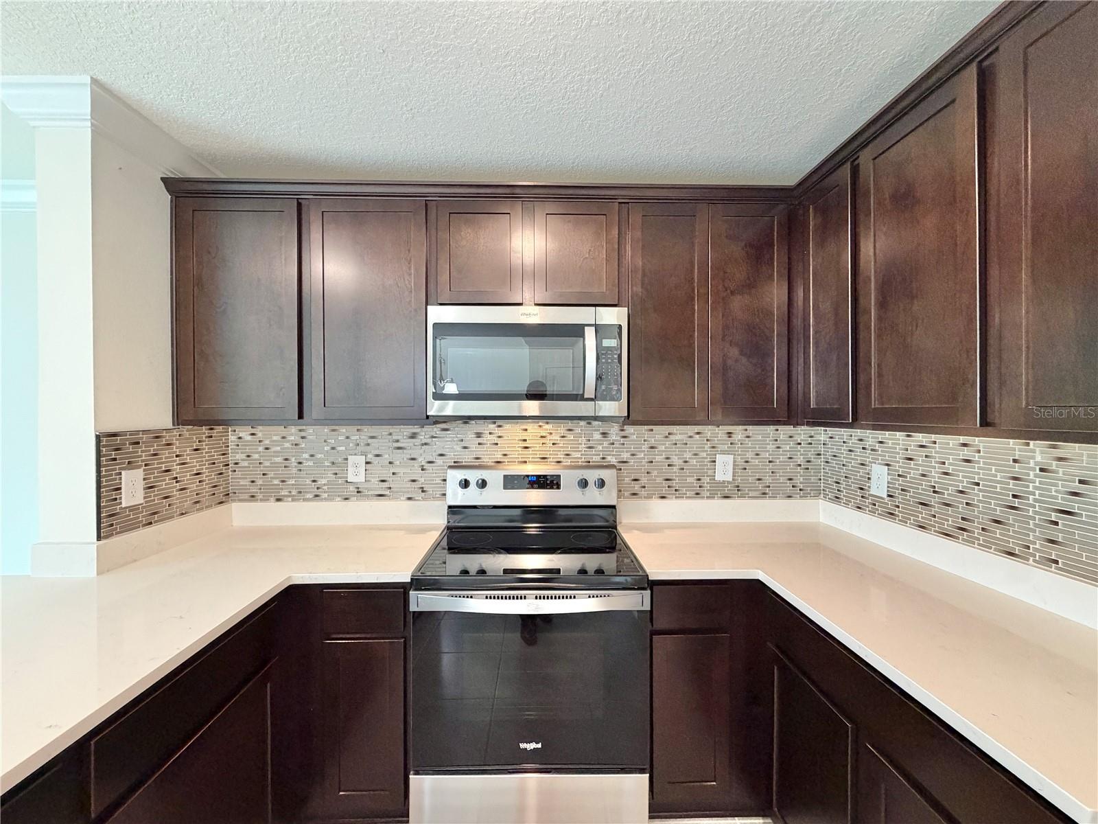 LAUREL COMMONS - Residential