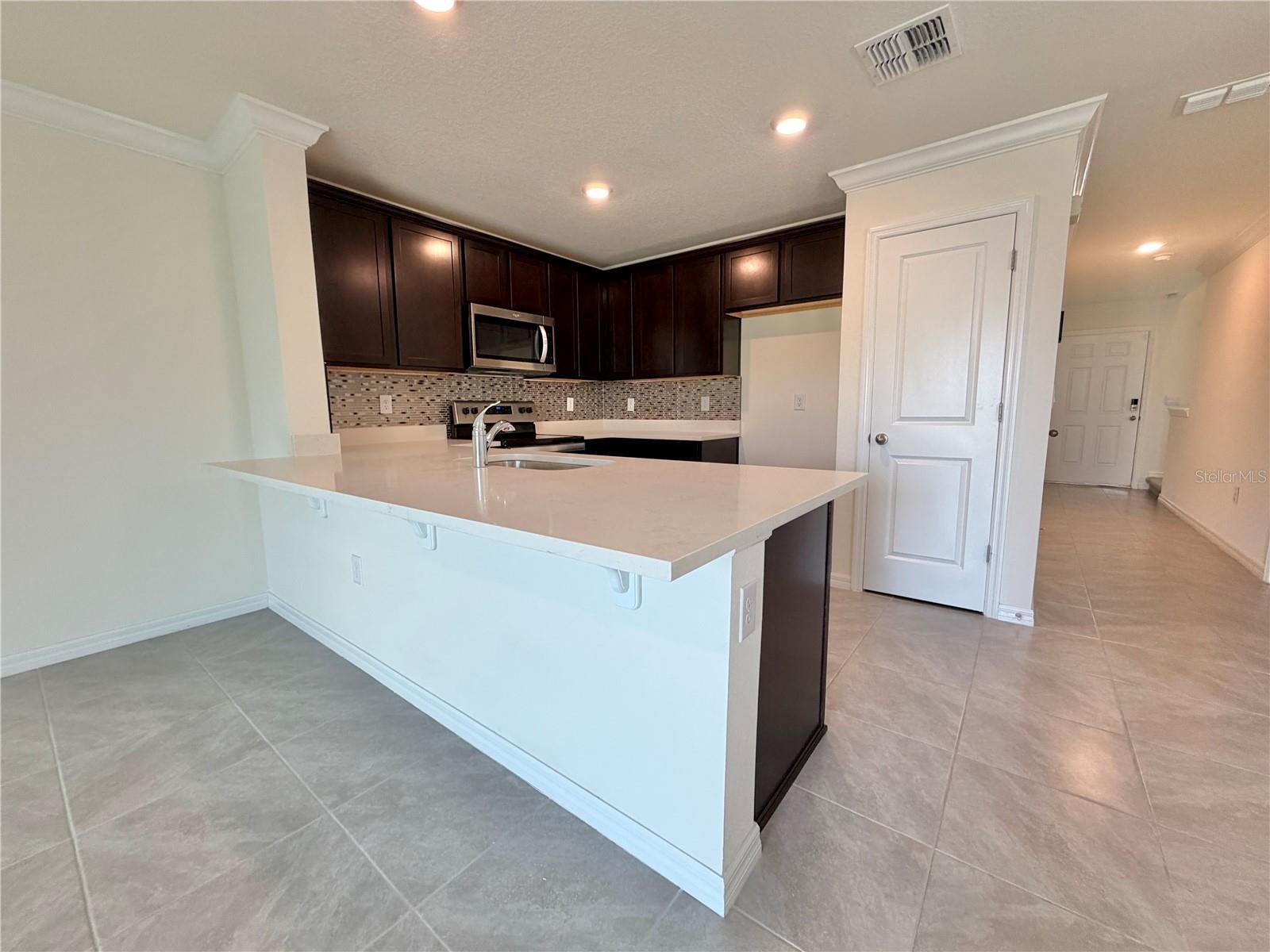 LAUREL COMMONS - Residential