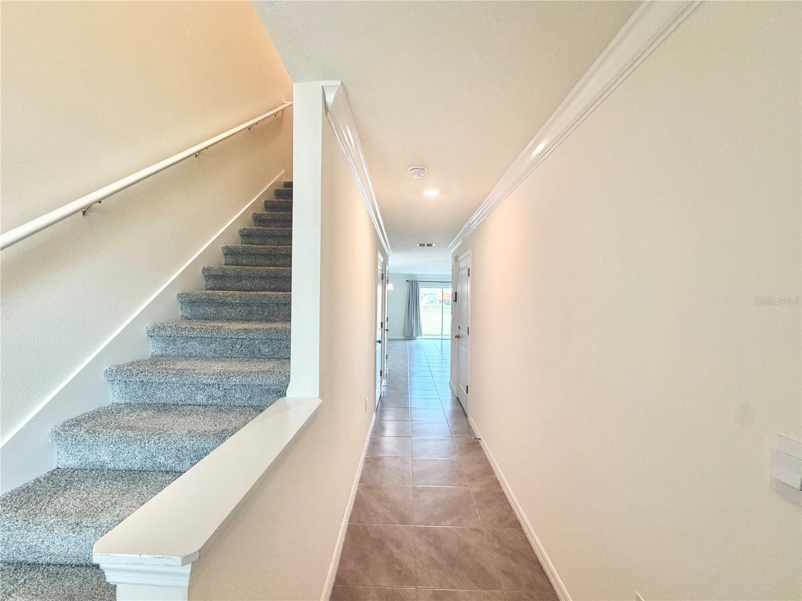 LAUREL COMMONS - Residential