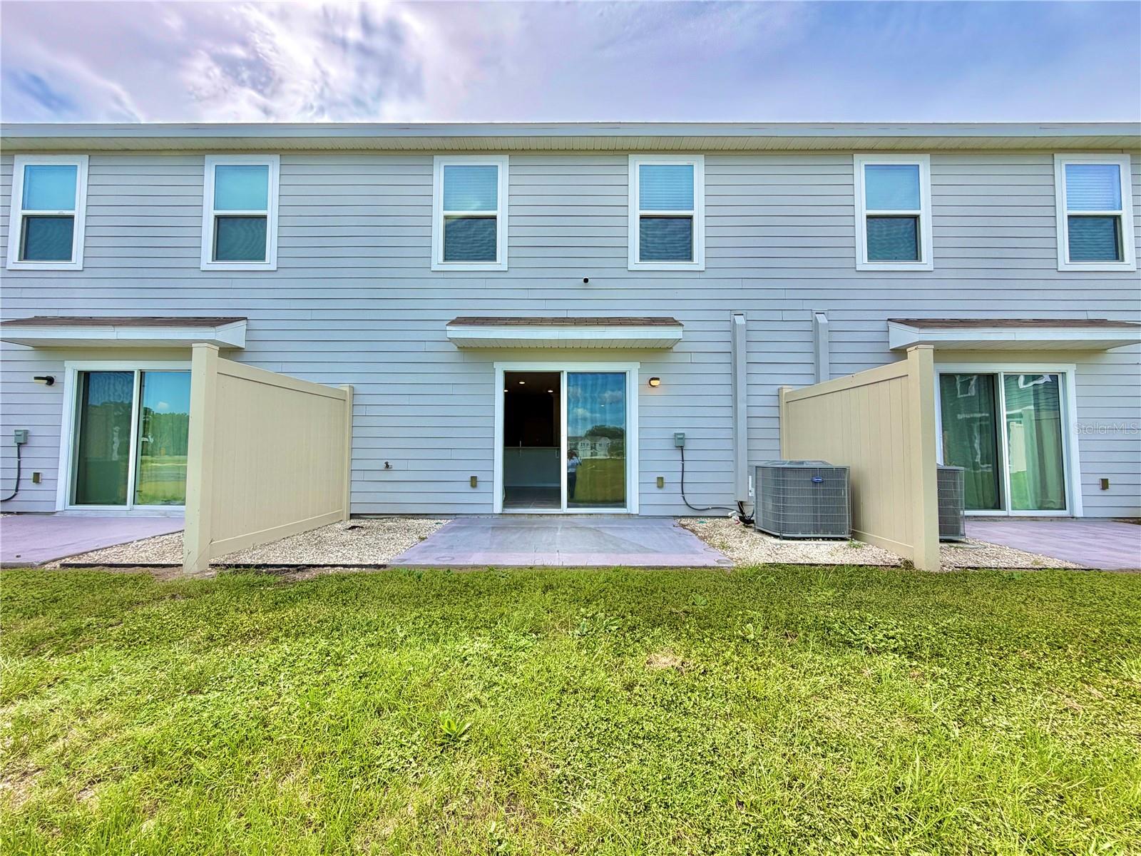 LAUREL COMMONS - Residential