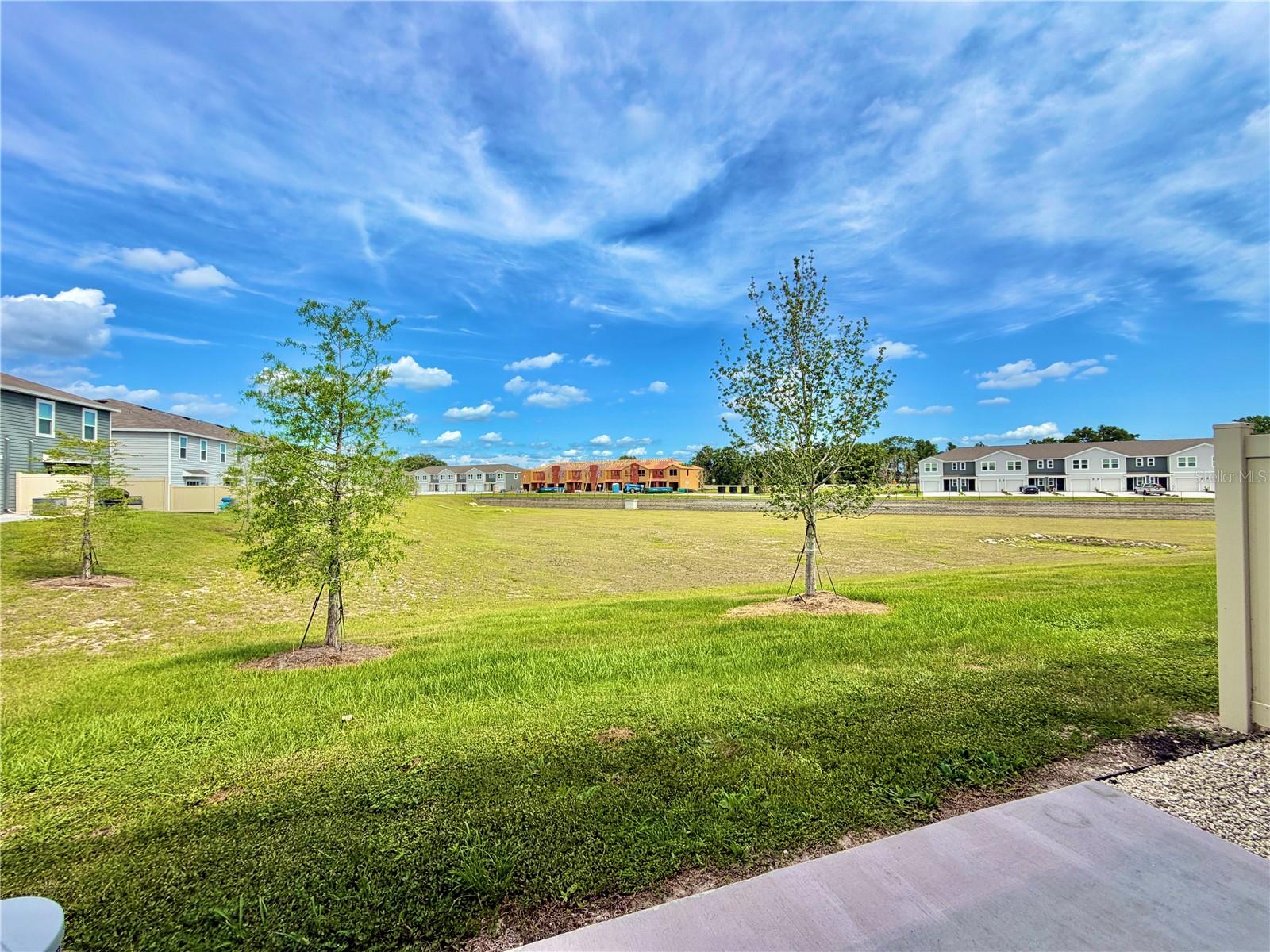 LAUREL COMMONS - Residential