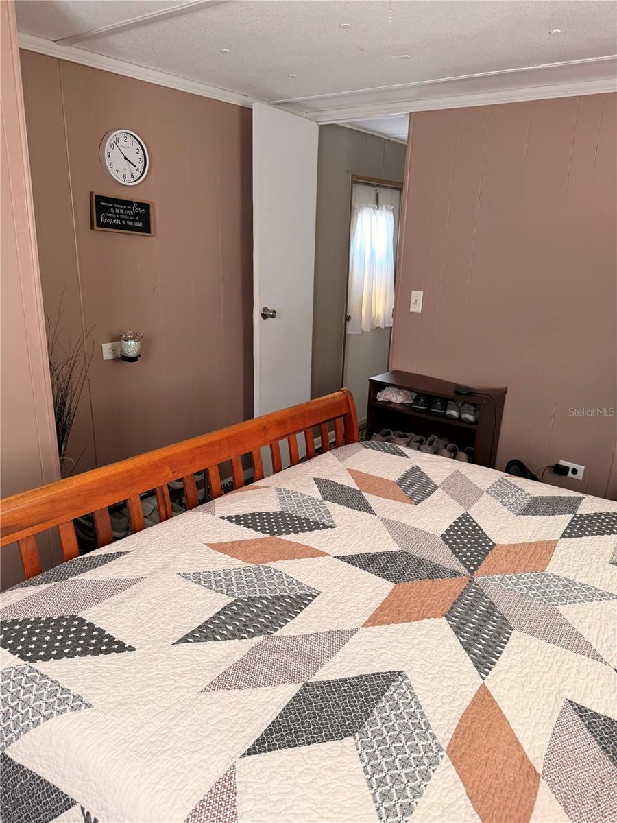 SLEEPY HOLLOW MOBILE ESTATES - Residential