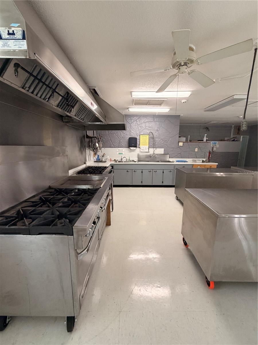 SLEEPY HOLLOW MOBILE ESTATES - Residential