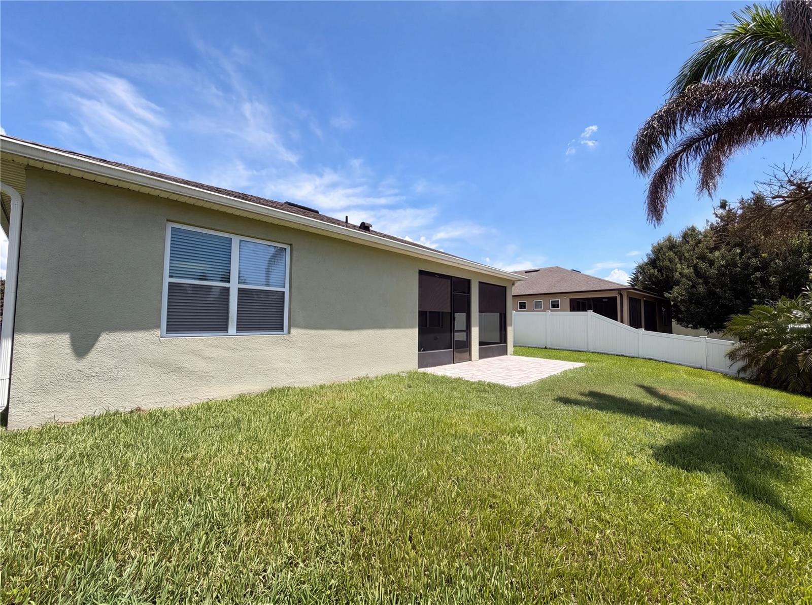 LAKESIDE LANDINGS PH 01 - Residential