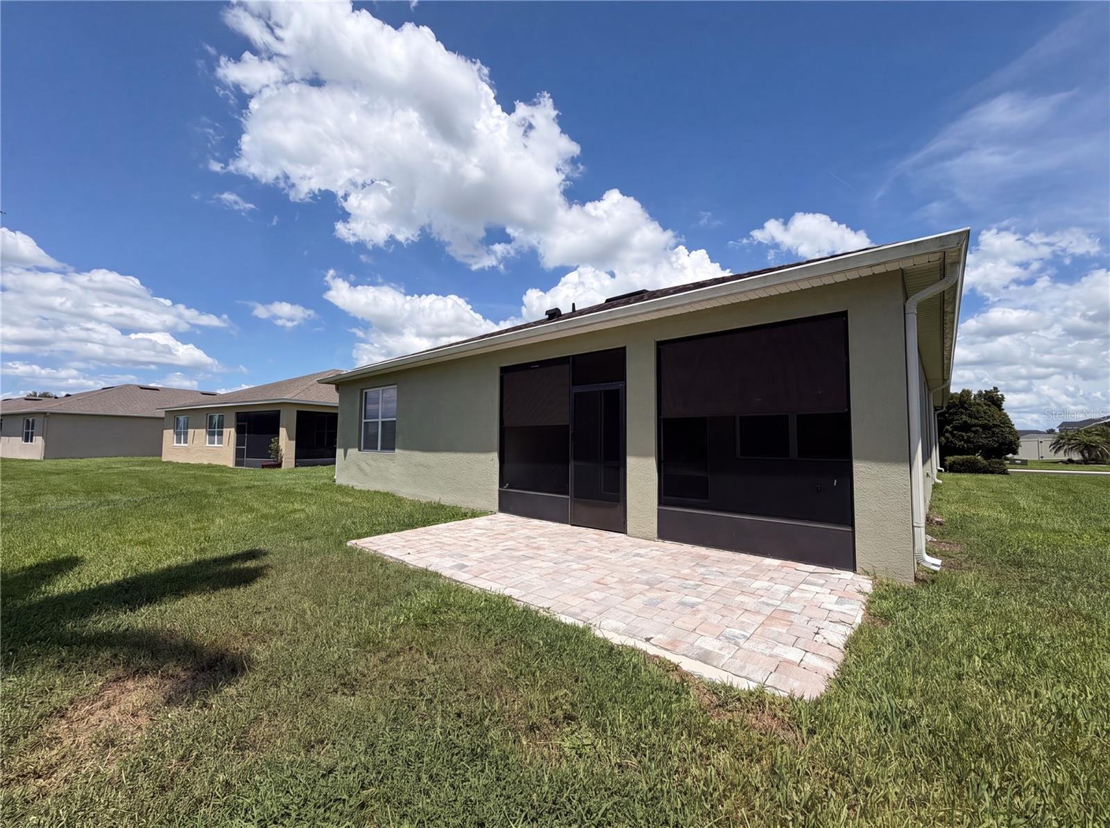LAKESIDE LANDINGS PH 01 - Residential
