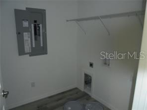 SILVER SPGS SHORES UN 36 - Residential Lease