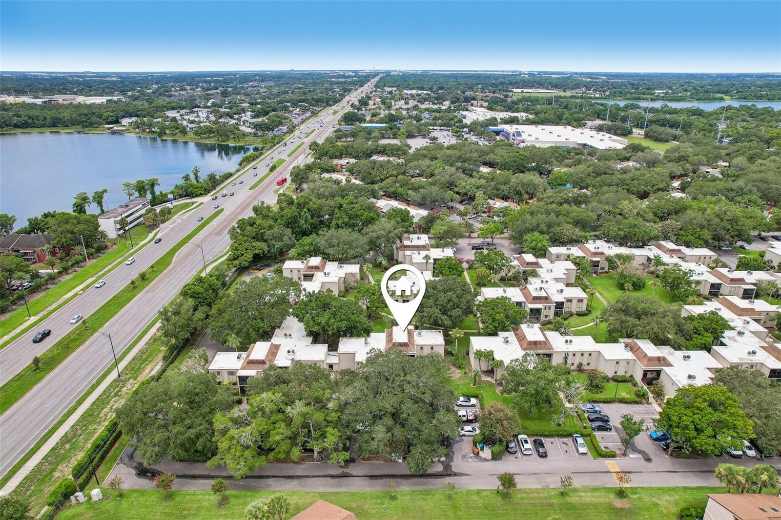 WIMBLEDON PARK CONDO 01 - Residential