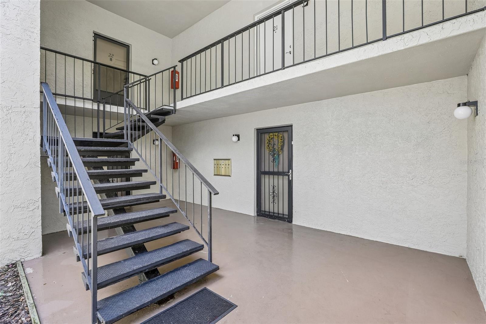 WIMBLEDON PARK CONDO 01 - Residential