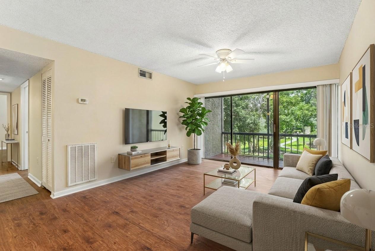 WIMBLEDON PARK CONDO 01 - Residential
