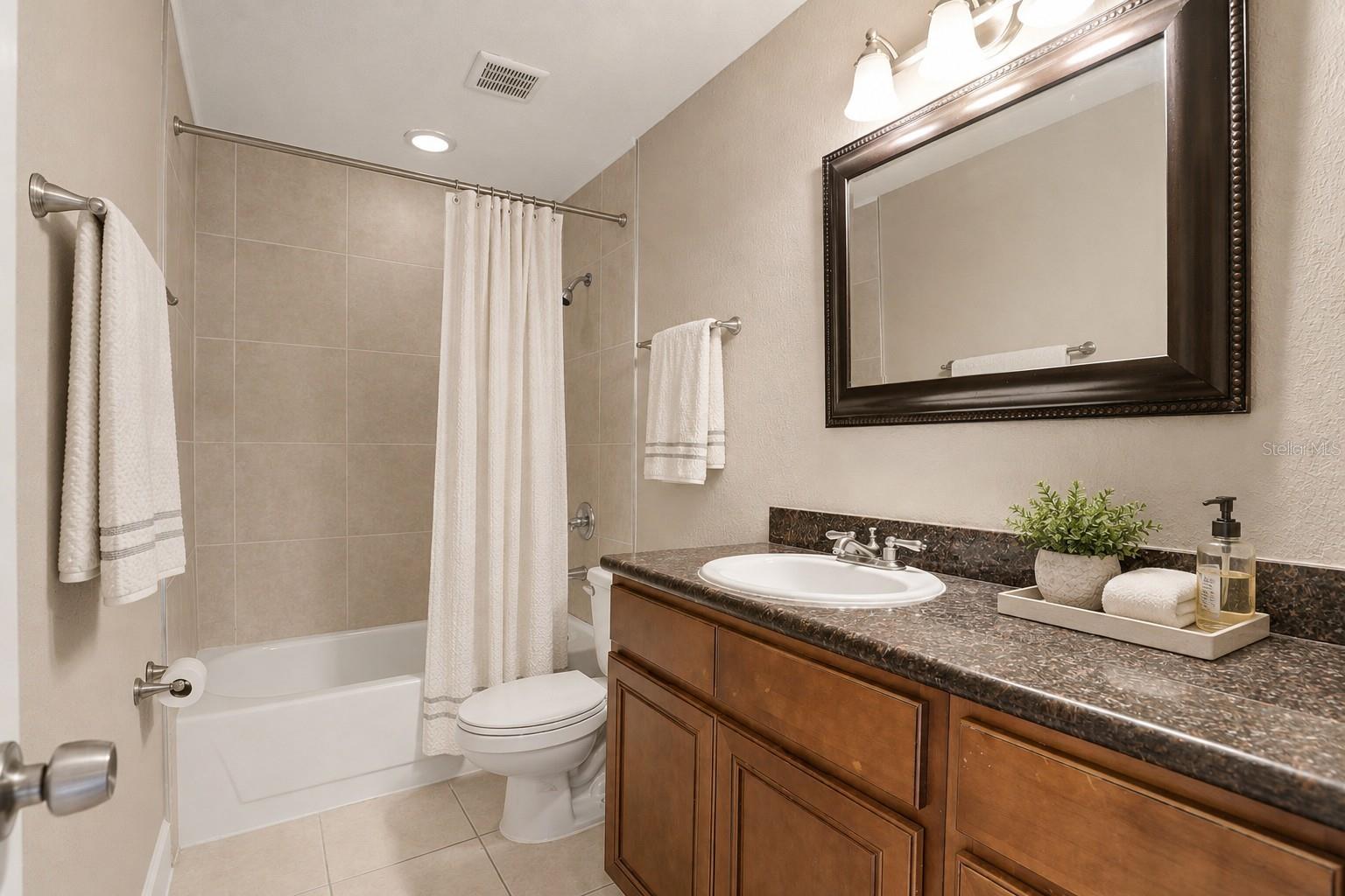 CLUBHOUSE ESTATES - Residential