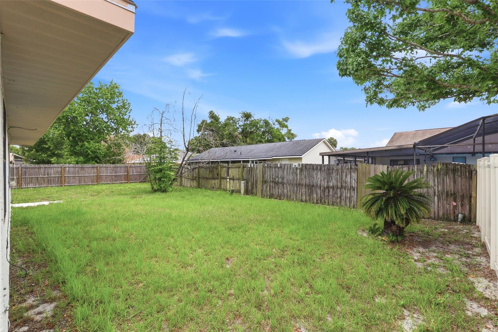 CLUBHOUSE ESTATES - Residential