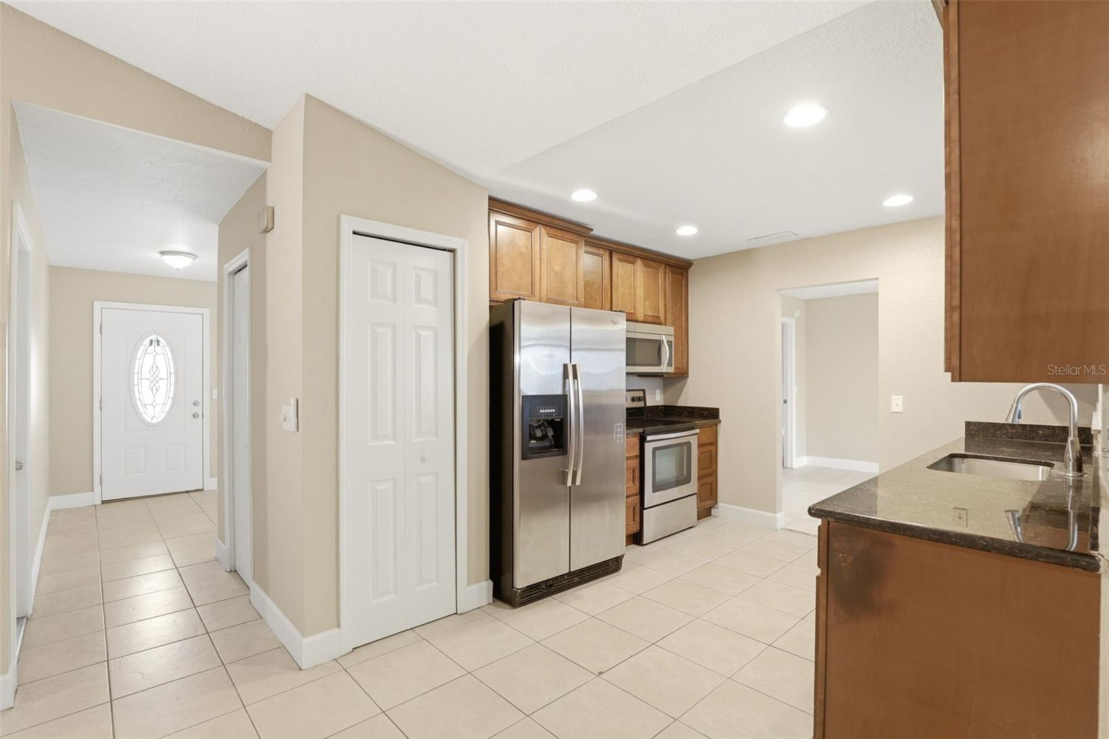 CLUBHOUSE ESTATES - Residential