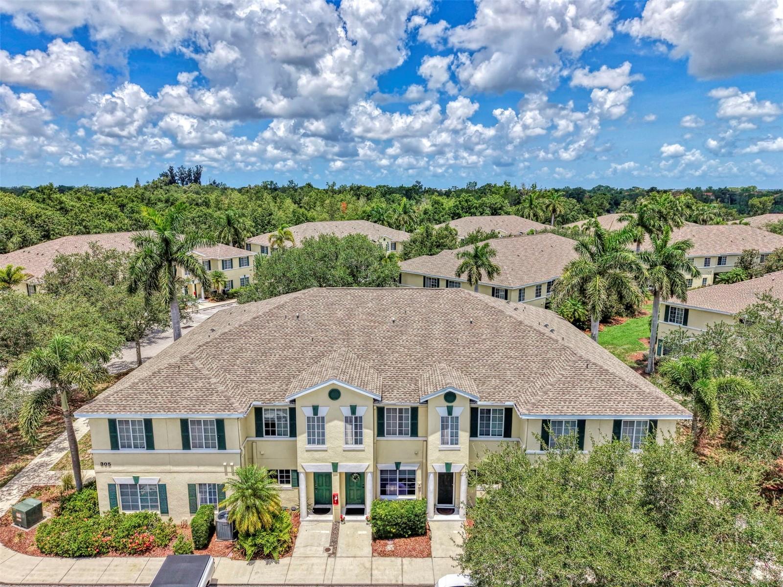 THE TWNHMS AT LIGHTHOUSE COVE I - Residential