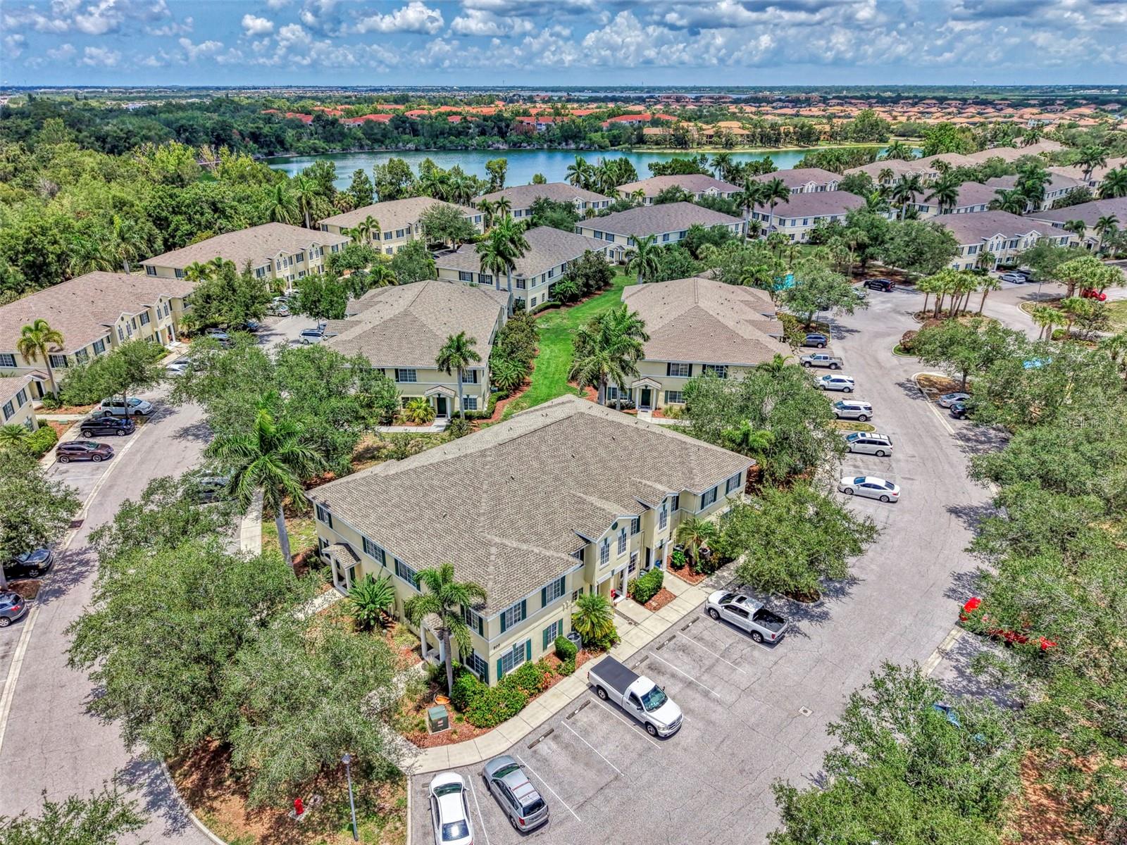 THE TWNHMS AT LIGHTHOUSE COVE I - Residential