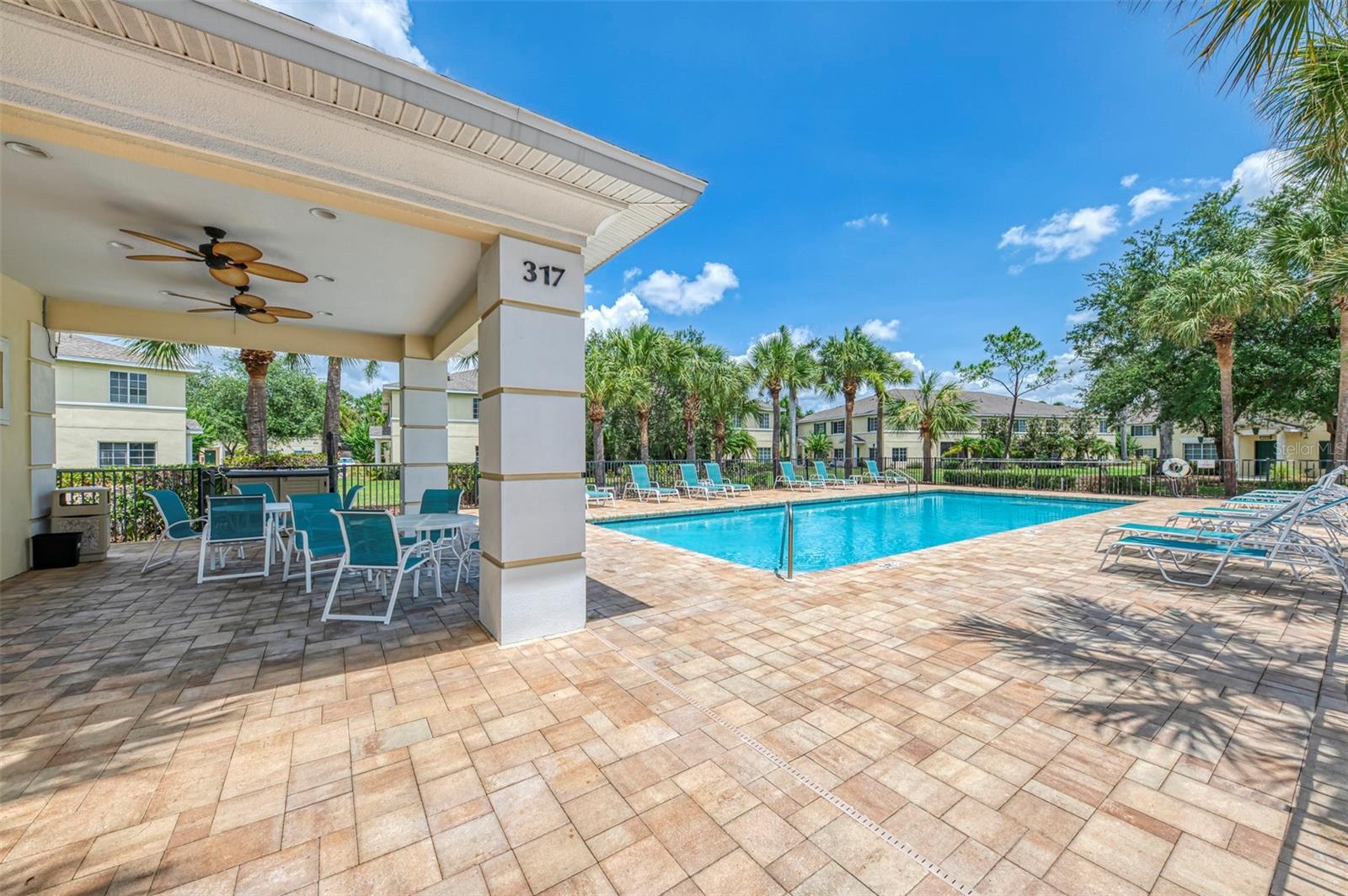 THE TWNHMS AT LIGHTHOUSE COVE I - Residential