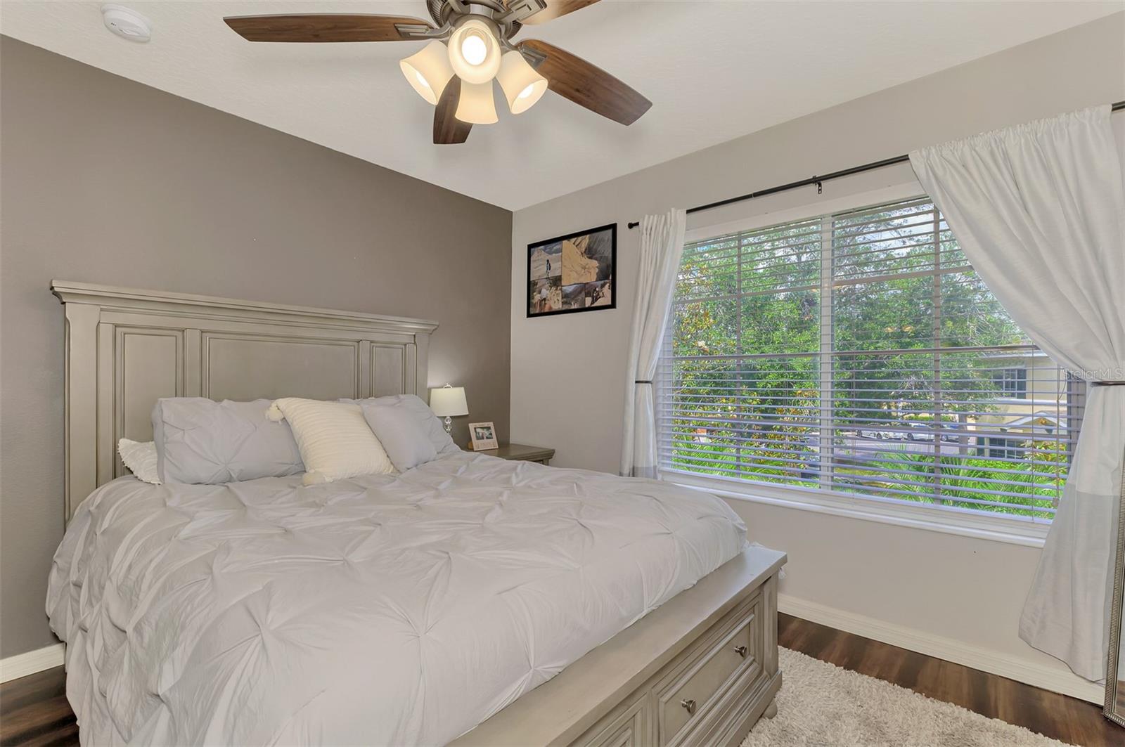 THE TWNHMS AT LIGHTHOUSE COVE I - Residential