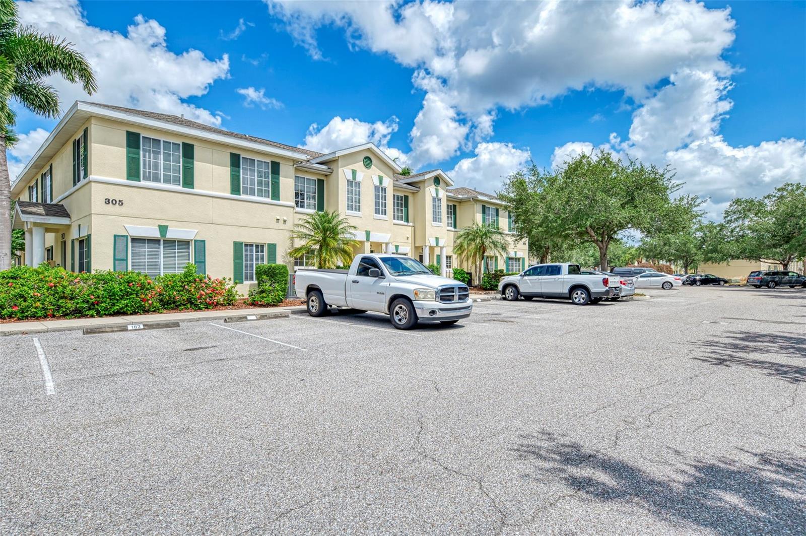 THE TWNHMS AT LIGHTHOUSE COVE I - Residential
