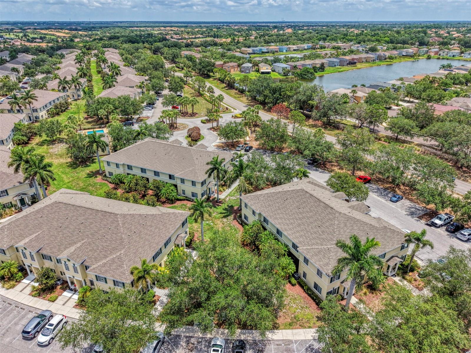 THE TWNHMS AT LIGHTHOUSE COVE I - Residential