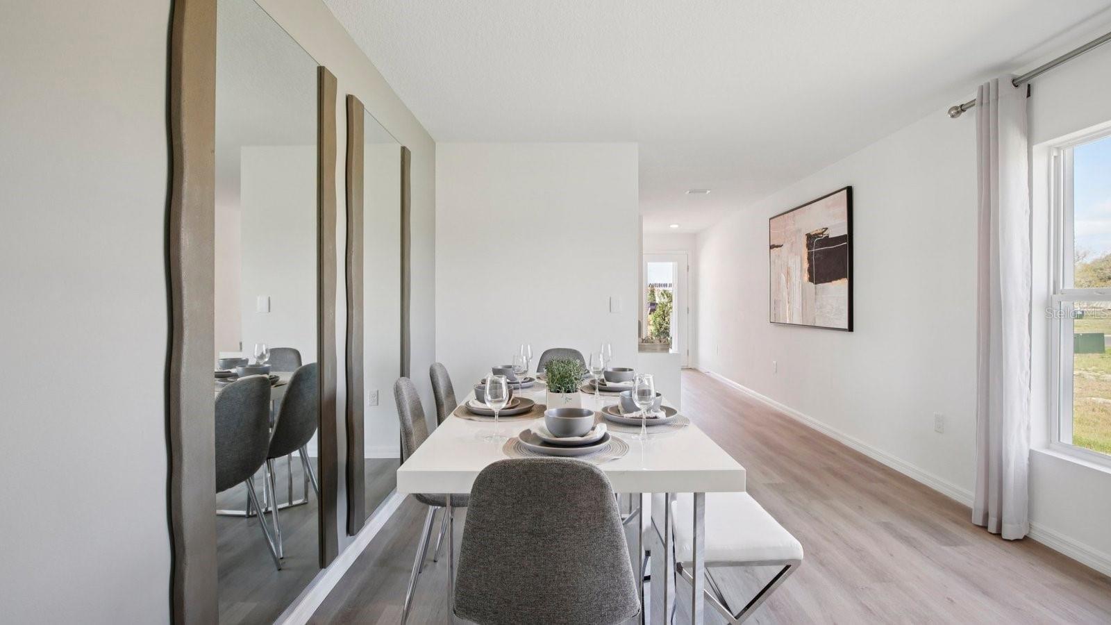 NORTHRIDGE - Residential