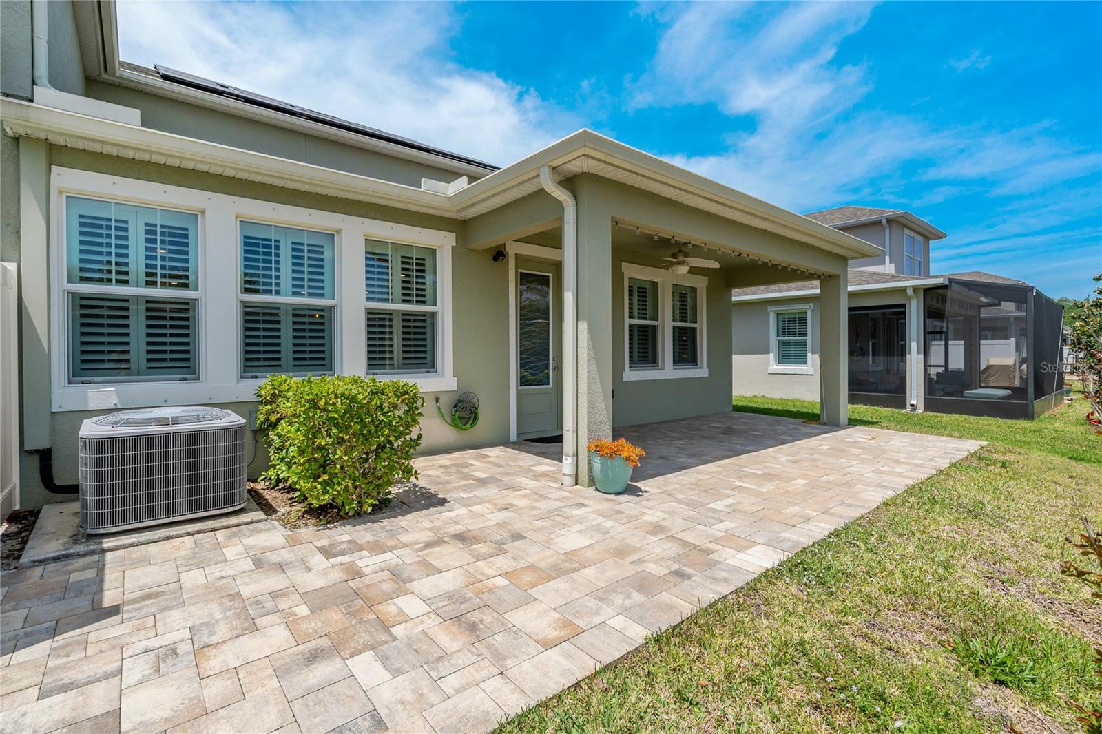 OZONA VILLAGE OF PALM HARBOR - Residential