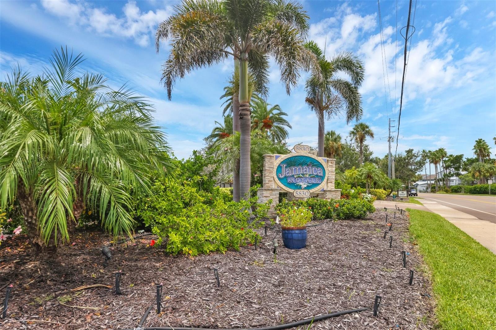 JAMAICA ROYALE - Residential