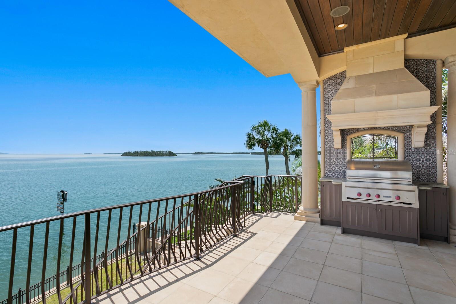 TIERRA VERDE UNIT 1 1ST REP - Residential