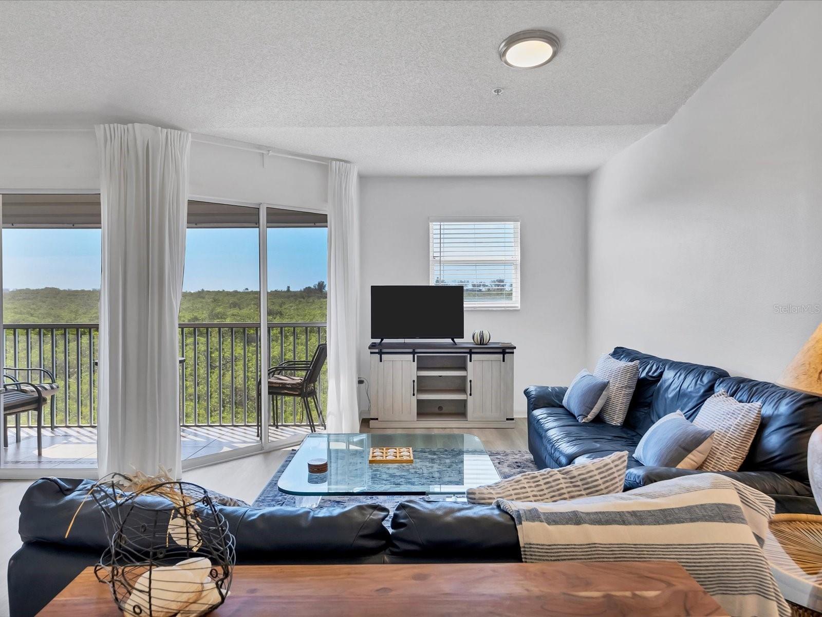 SANDY POINTE II - Residential