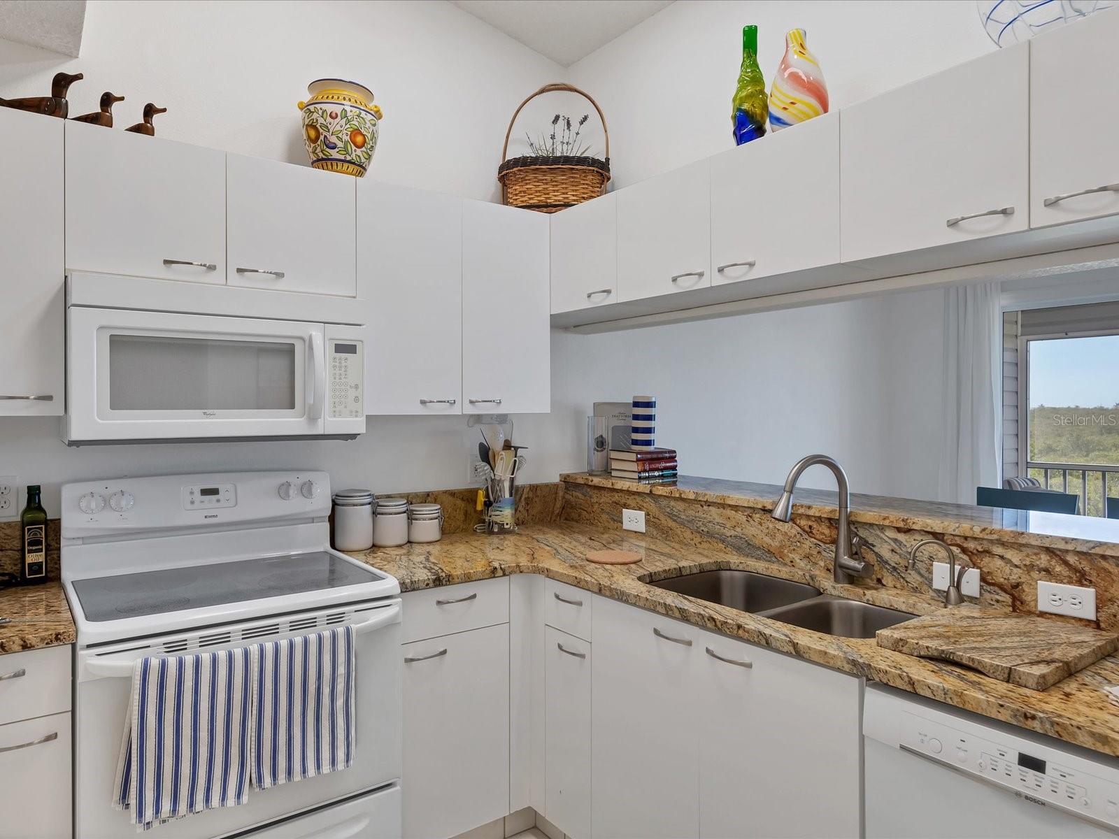 SANDY POINTE II - Residential